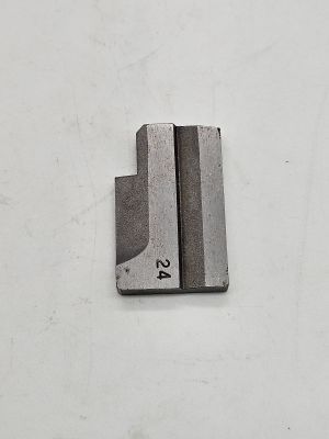 Suzuki Колодка для глазков. петли S1-2519A, 24мм, к пром.шв.маш.