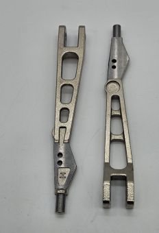 ZJ B9500-13 Рычаг подъема лапки 10058563 (original)